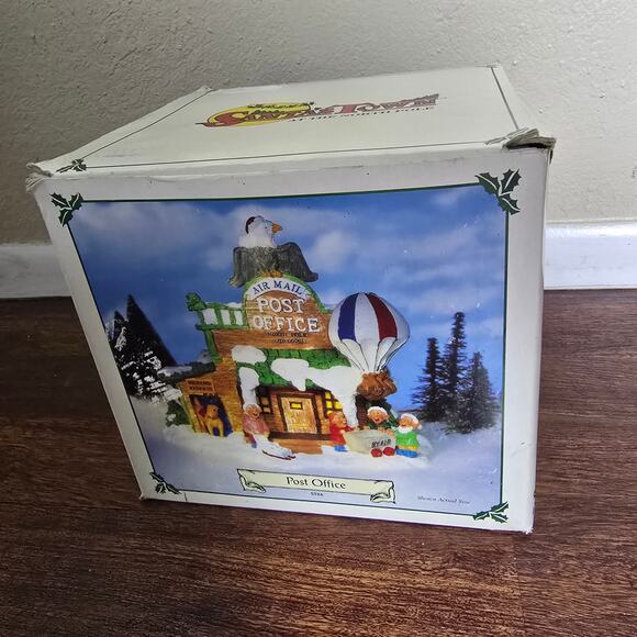 Vintage Santa's Town at the North Pole Christmas Village Post Office in Box - Picture 1 of 9